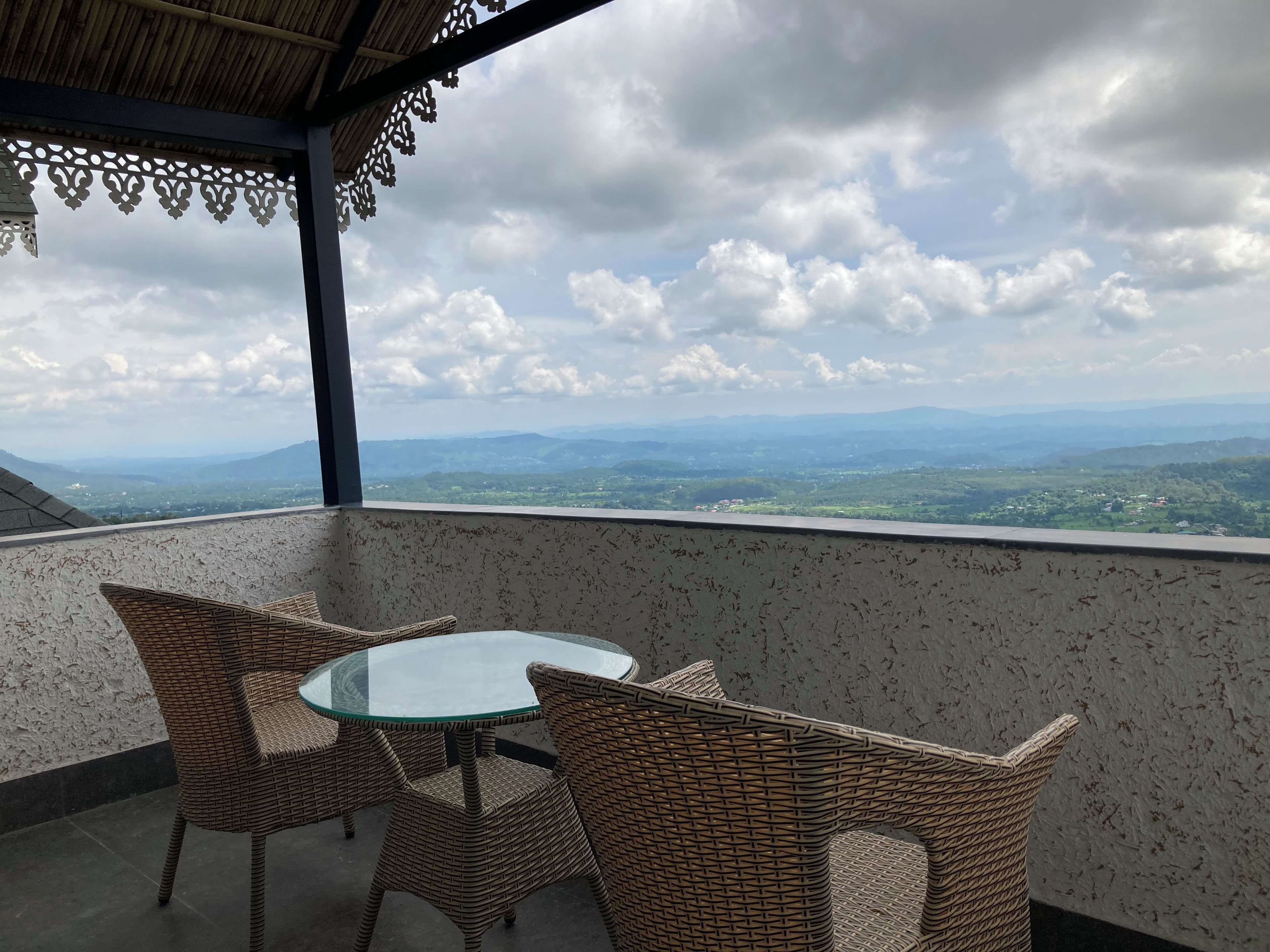 Family Quadruple Room | Outdoor dining