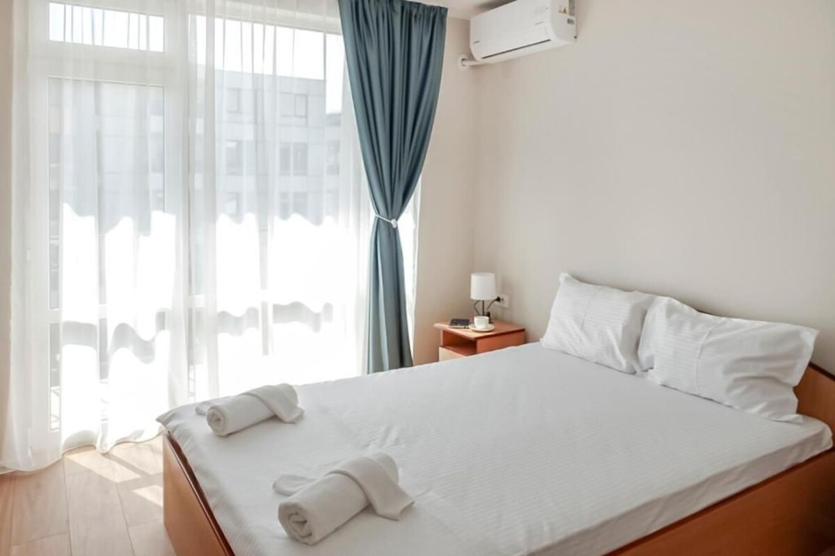 Classic-Doppelzimmer, Balkon | Kostenloses WLAN, Bettwäsche