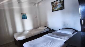Deluxe Double Room | Free WiFi
