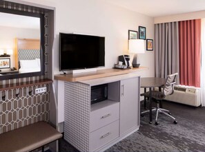 Flat-screen TV console with microwave, coffee maker, &amp; work desk! - Stay Near UMD | Wi‑Fi, Pool, and Restaurant (College Park)