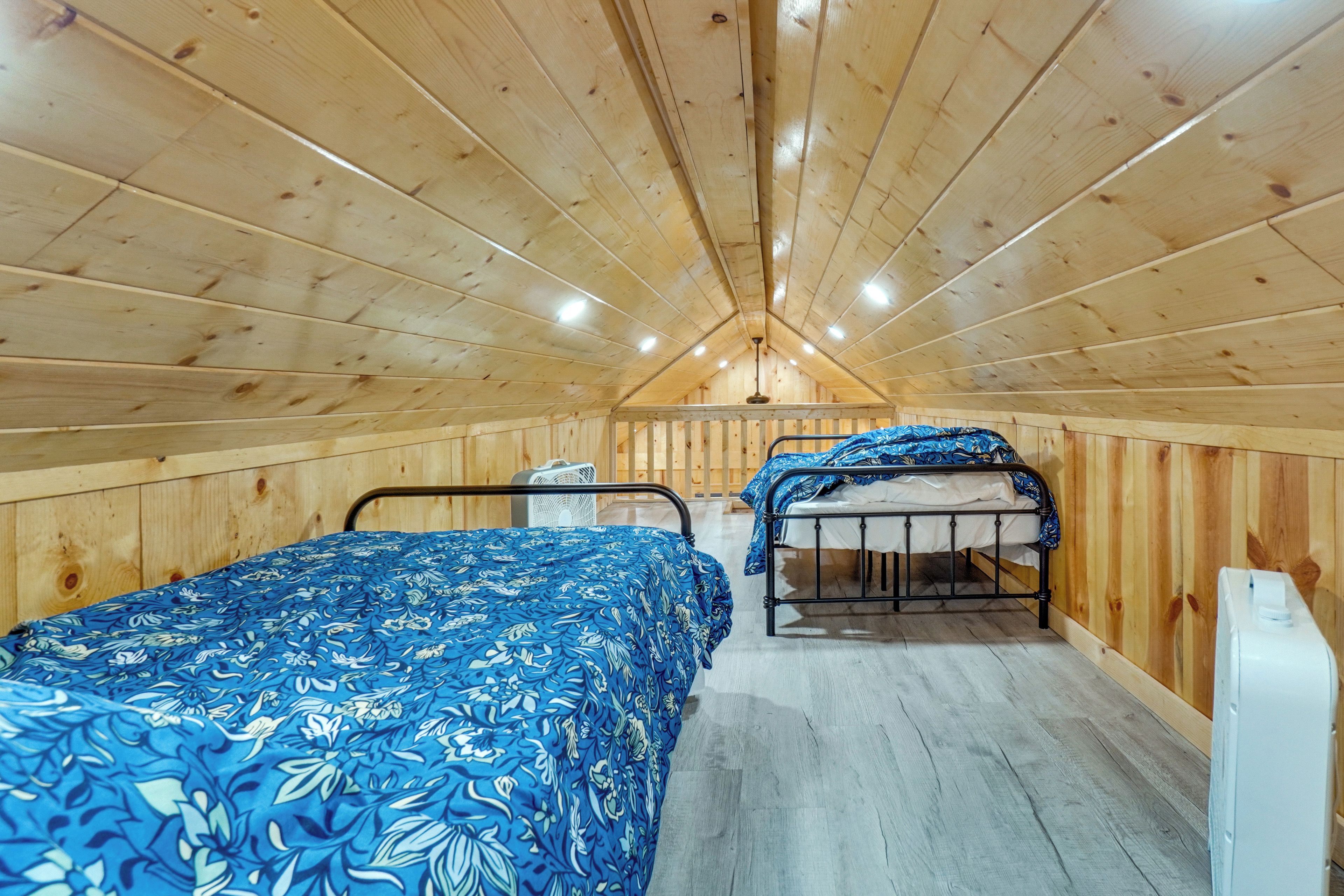 House (2 Bedrooms) | Interior