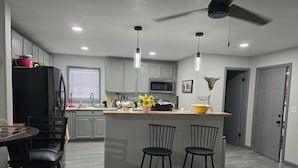 Ảnh chưa phân loại, 4 trong số 30 ảnh, nút