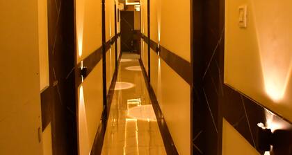 Hotel Real Inn Near NESCO