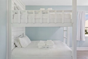 Laguna Vista Bedroom 5 with Double-over-Double Bunk + Twin-over-Double Bunk - Boat-Friendly Waterfront Luxury Home in Gulf Shores | Sleeps 19 (Gulf Shores)