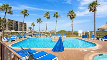 Apartamento, 2 habitaciones | Piscina | Una piscina al aire libre