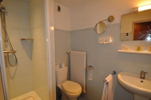 Bathroom - Le Relais De La Vallee (Hyevre-Paroisse)