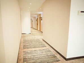 Ảnh chưa phân loại, 4 trong số 29 ảnh, nút