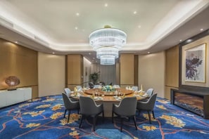 Ảnh chưa phân loại, 3 trong số 26 ảnh, nút
