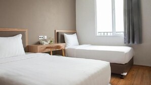 Room - Grand Caman Hotel (Bekasi)
