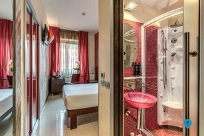 Room - Triplyroomc Collection - Roma Piazza Repubblica (Rome)