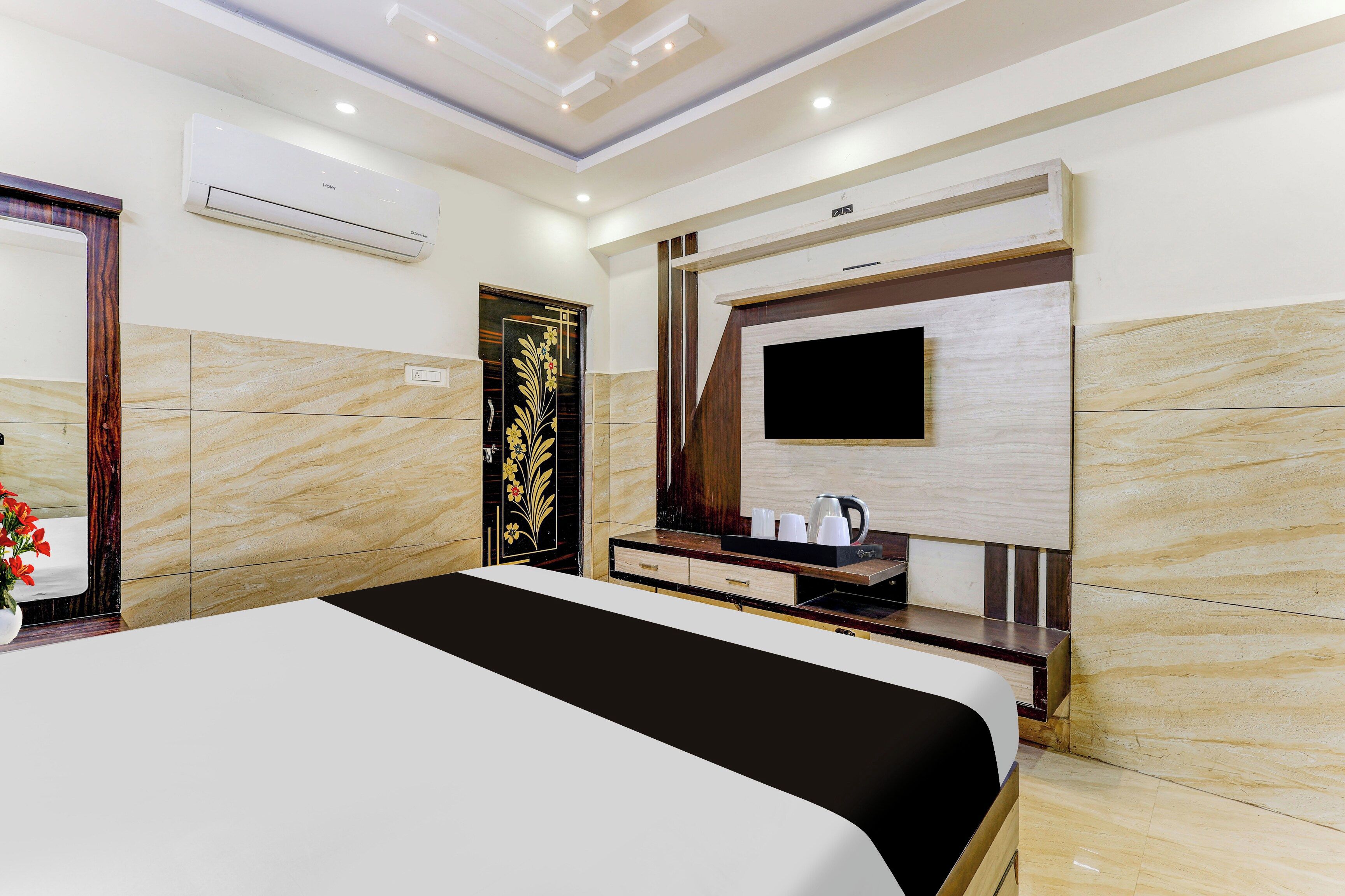 Deluxe Room | Free WiFi