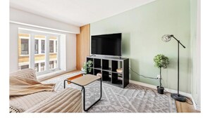 Living area - Bohemian Loft-Style Condo (Saint-Jean-Baptiste) (Québec)