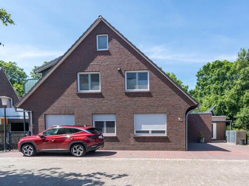 Holiday Apartment With 1 Bedroom