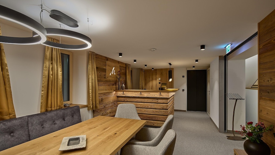 Modern Suite With Outdoor Sauna