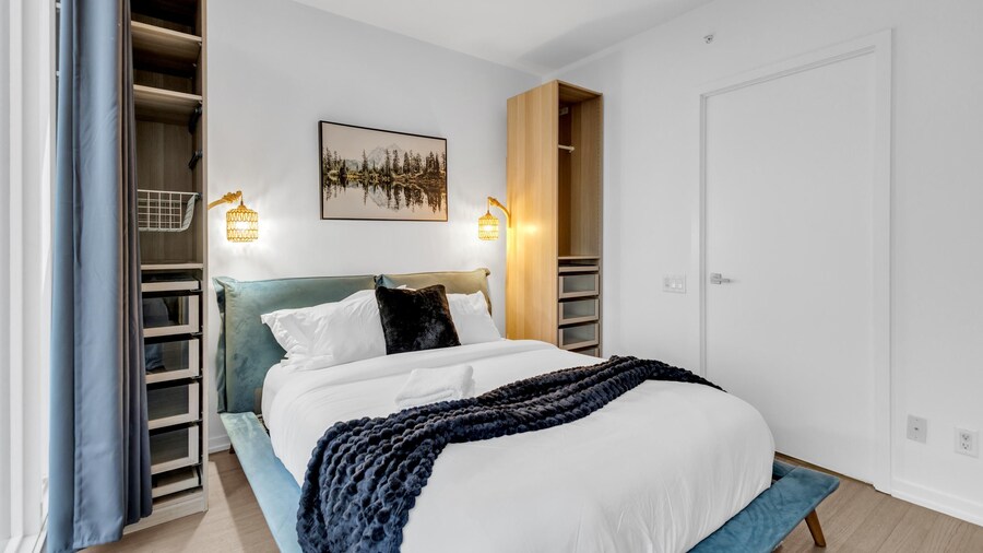 Downtown Peter Suites