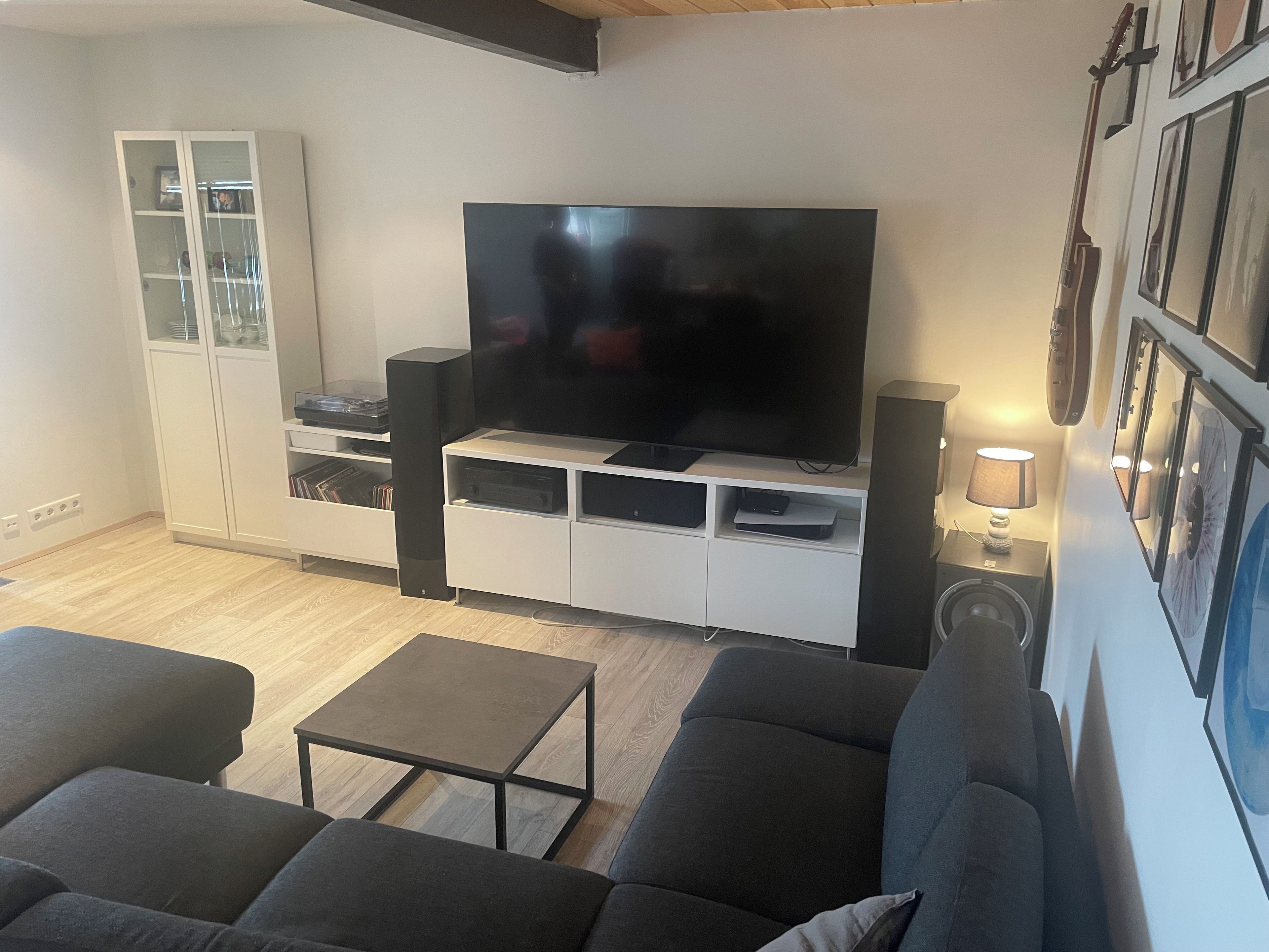 Smart TV, stereo