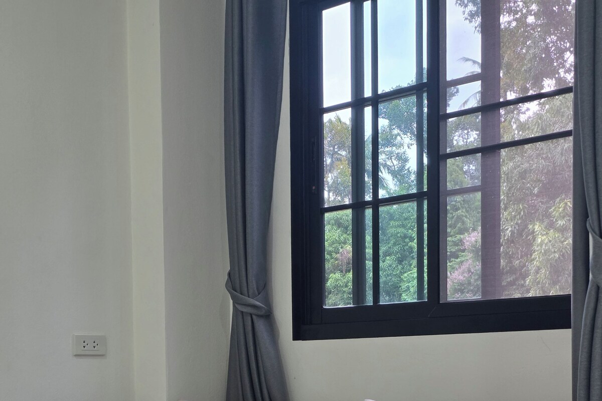 ห้องเบสิกทริปเปิล | บริเวณนั่งเล่น