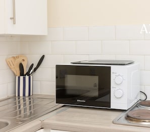 Private kitchen - 1BR King sized beds in Stockton | Near Train Stn. (Stockton-on-Tees)