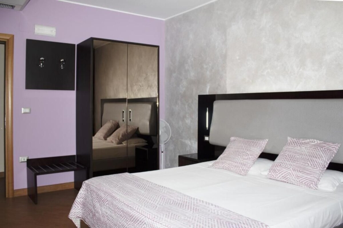 Quarto casal conforto, vista para a montanha | Wi-Fi de cortesia