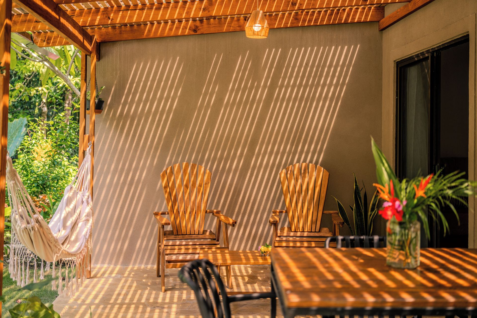 Nhà dành cho gia đình, quang cảnh vườn | Khu ẩm thực ngoài trời