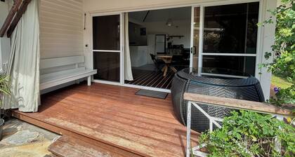 Fare Arava - Spacious bungalow 50 meters from the beach