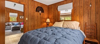 26 Private Acres + Panoramic Mountain Views + WiFi
