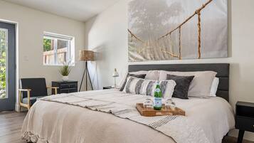 WiFi, bed sheets