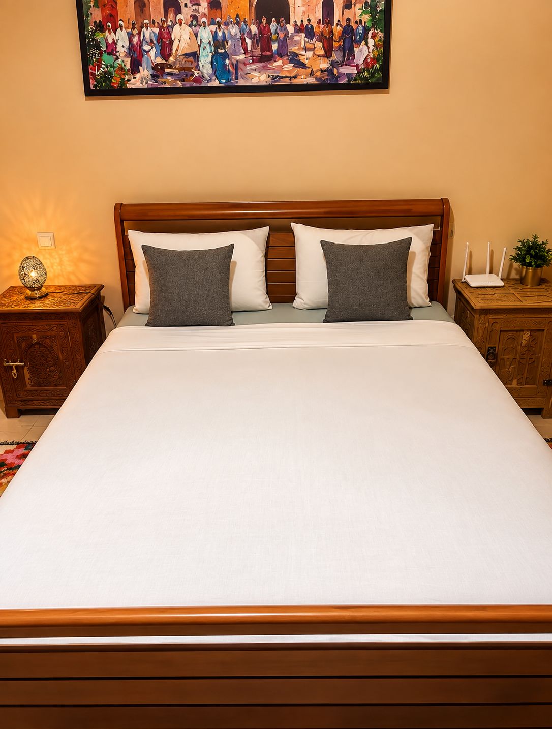 Iron/ironing board, WiFi, bed sheets
