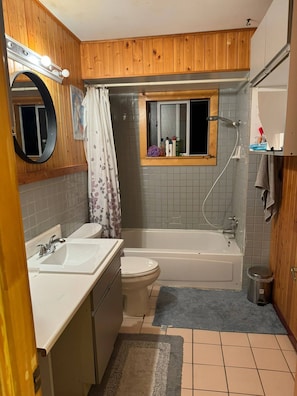 Room, 1 Bedroom, Patio | Bathroom - Room-pretty Room -shared Accommodation (Coquitlam)