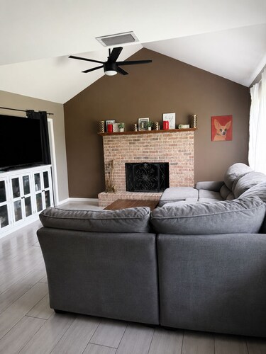 Cozy 2 bedroom condo in adorable Ocala right across from World Equestrian Center