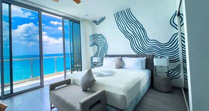 The Tides - A Sky Harbour Oceanfront King Suite