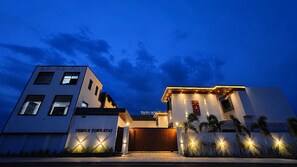 Unclassified image, 3 of 14, button - Comfort stay with elegant bed & breakfast in welcoming Kanchipuram with AC (KANCHIPURAM)