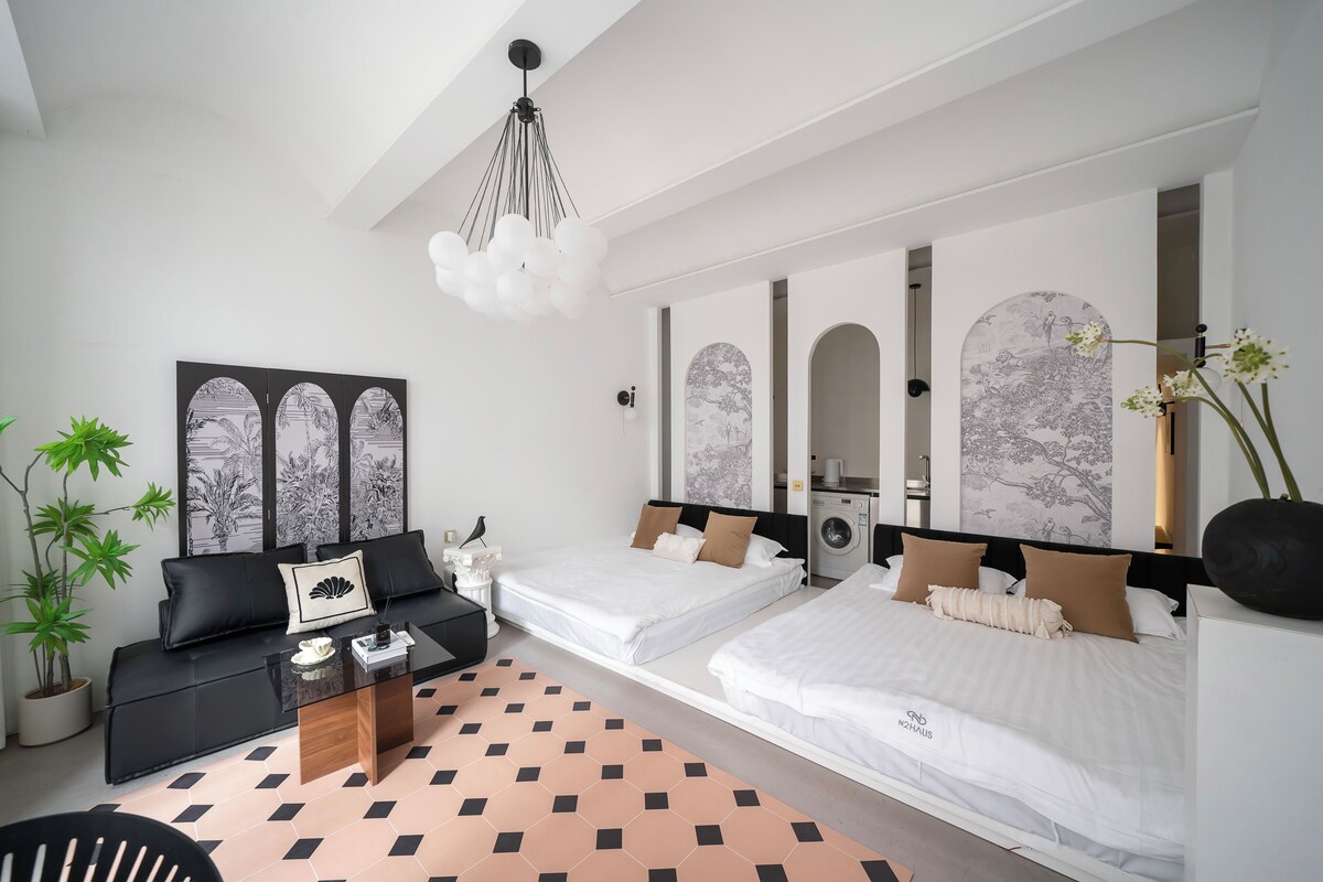 ShiLi · Private Courtyard · Elegant 4-Guest | Free WiFi, bed sheets