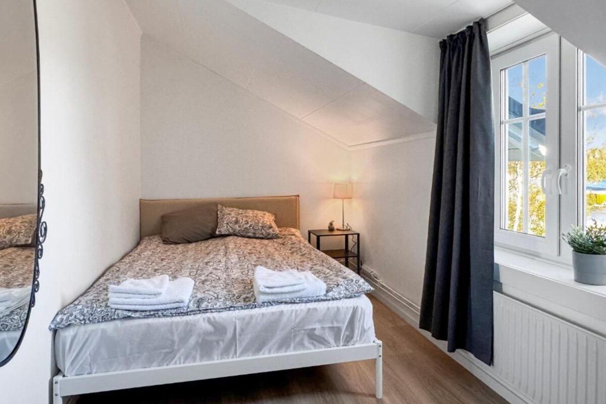 Standard-Apartment, 1 Schlafzimmer, eingeschränkter Meerblick | Kostenloses WLAN