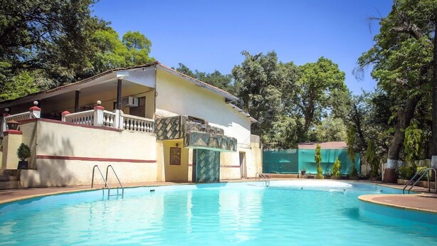 Pool - Adamo Village (Karjat)