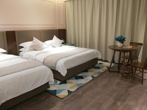 Gem Huainan Tianjia 'an District Chaoyang East Road Wanda Plaza Hotel