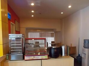 Ảnh chưa phân loại, 2 trong số 34 ảnh, nút