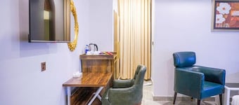 Grand Shalimar Hotel