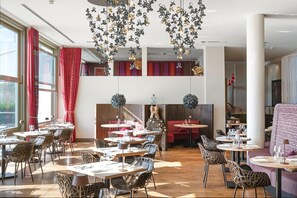 Dining - Scarlet Hotel (Newquay)