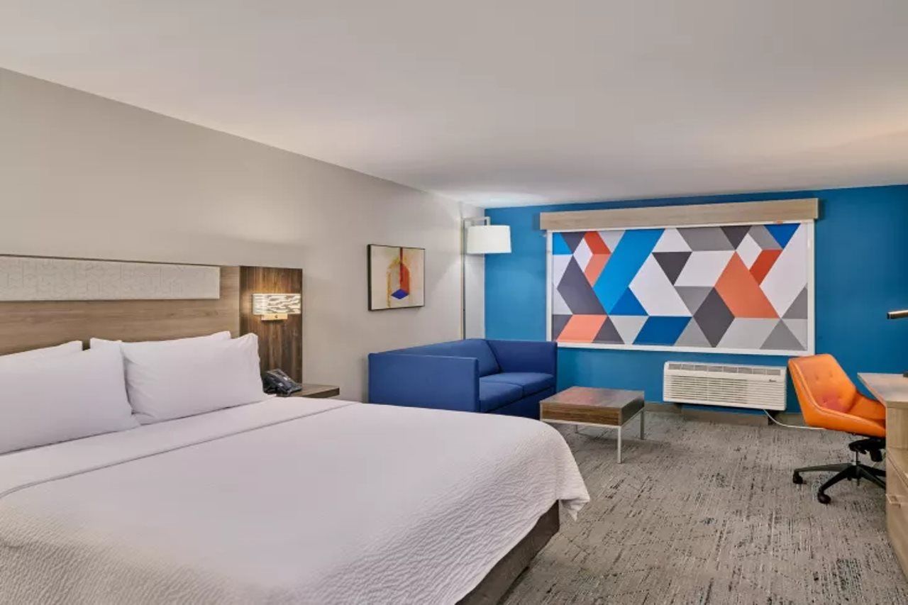 Room - Holiday Inn Express & Suites Diamond (Diamond)