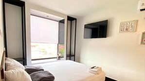 Ảnh chưa phân loại, 2 trong số 3 ảnh, nút