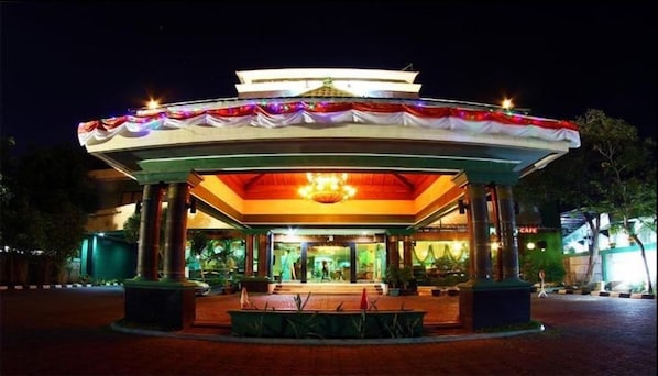 Bahagian luar