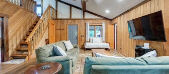 Rustic Family Getaway w/ Pond in Prattsburgh
