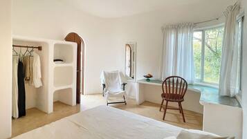 Desk, travel crib, WiFi (free), bed sheets