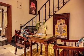Ảnh chưa phân loại, 3 trong số 15 ảnh, nút