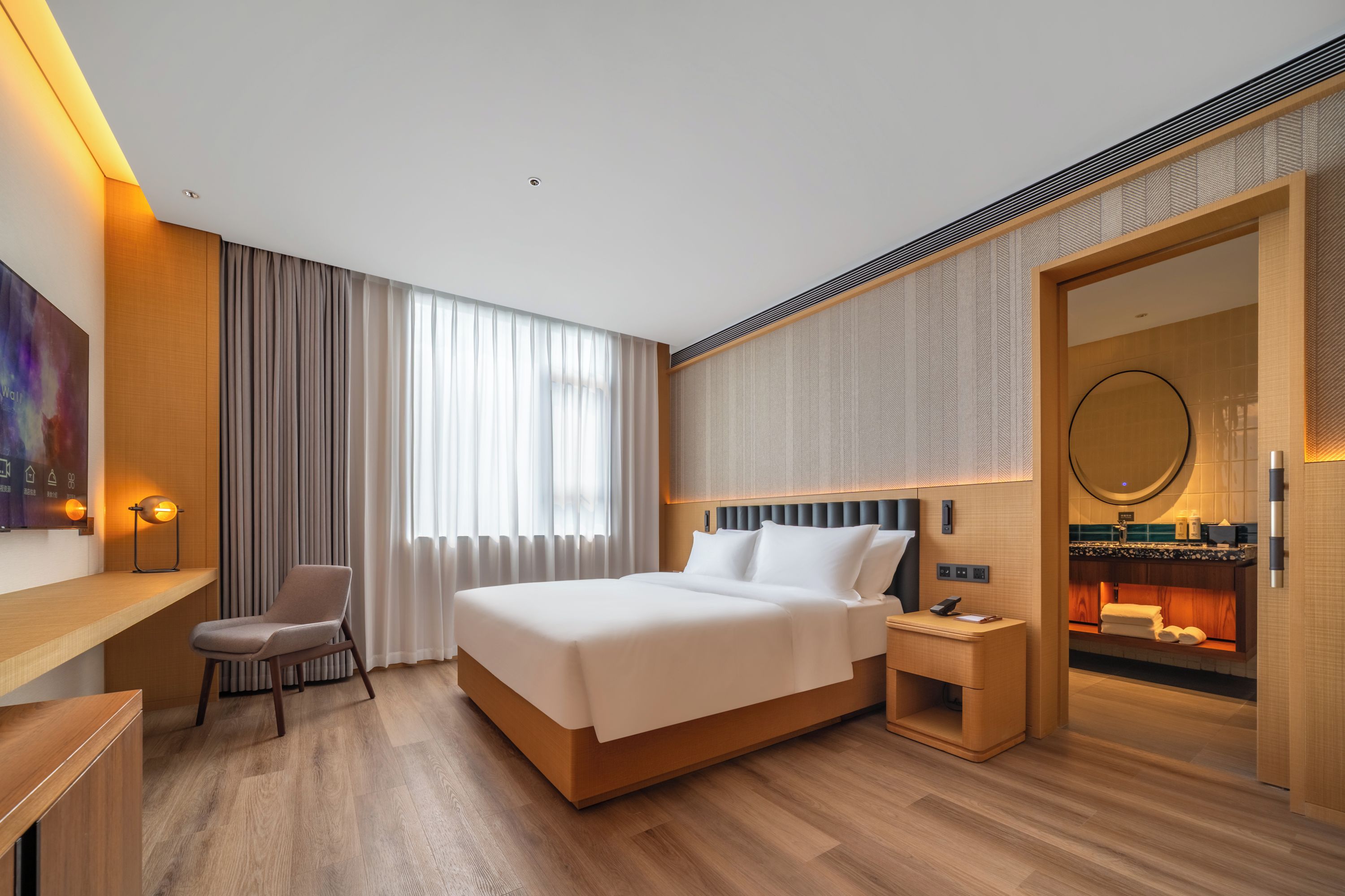 Superior Room, City View | Down comforters, minibar (free items), in-room safe, laptop workspace