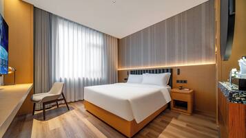 Luxury Room | Down duvets, free minibar, in-room safe, laptop workspace