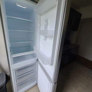 Interior - 2-Bedroom Apartment in Morlaix, Near the Train Station and Downtown (Morlaix)