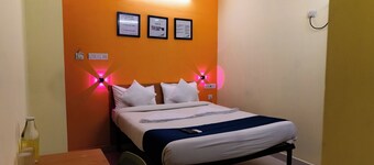 Murugan Rooms