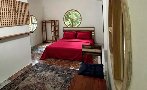 Kood Life !  1-bedroom   JUNGLE SUITE with AC in charming Ko Kut